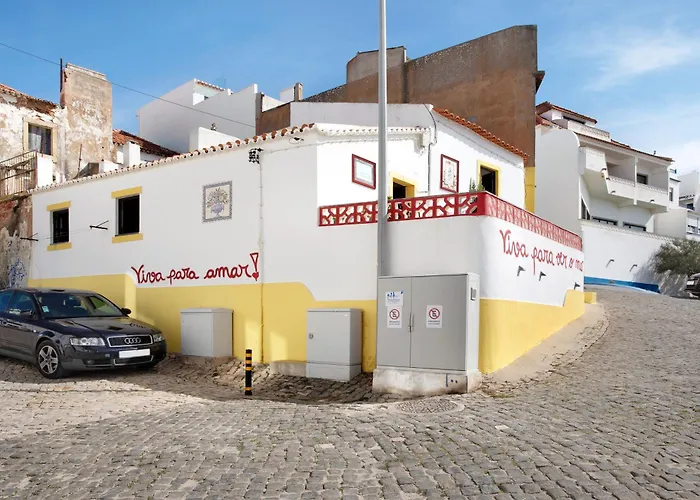 Apartment Love Temple